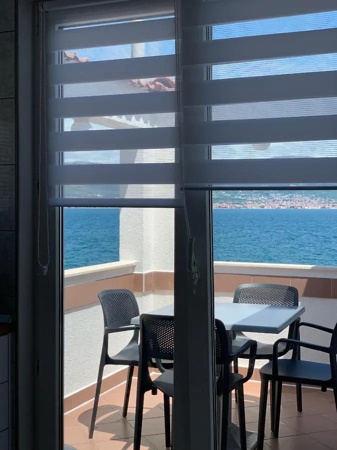 Seaview Apartment Rose 2 Trogir